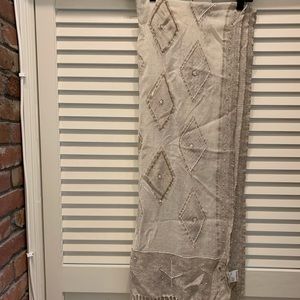 Gerard Darel Scarf